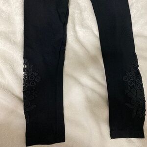 Calzedonia black leggings with embroidered lace, size S